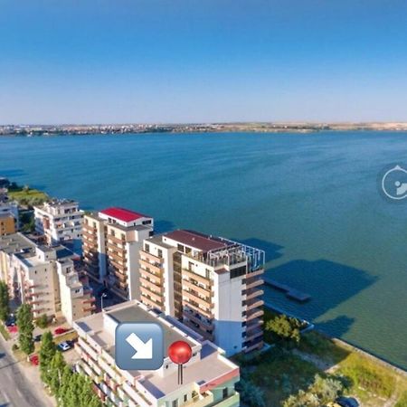 Sea Escape Apartment Mamaia Exteriör bild