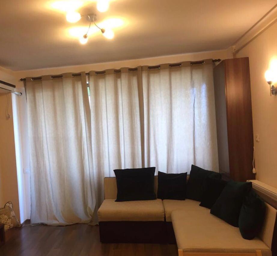 Sea Escape Apartment Mamaia Exteriör bild