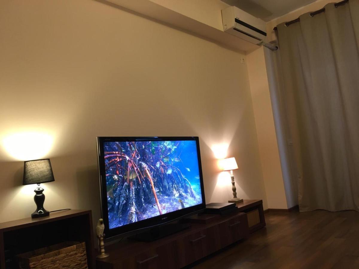 Sea Escape Apartment Mamaia Exteriör bild